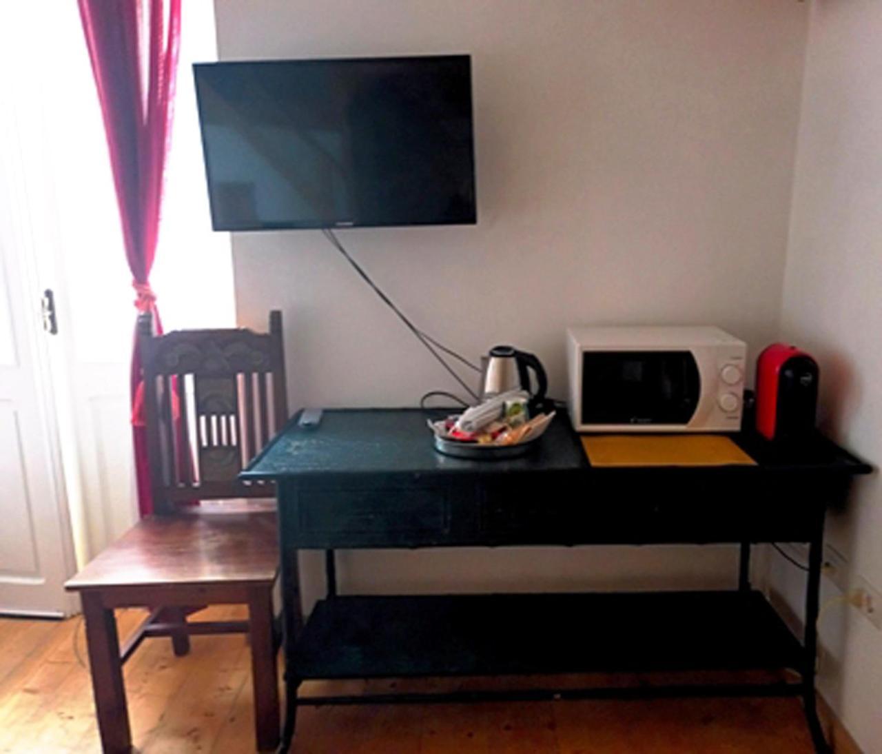 B&B Le Finestre Su Via Cavour 사사리 객실 사진