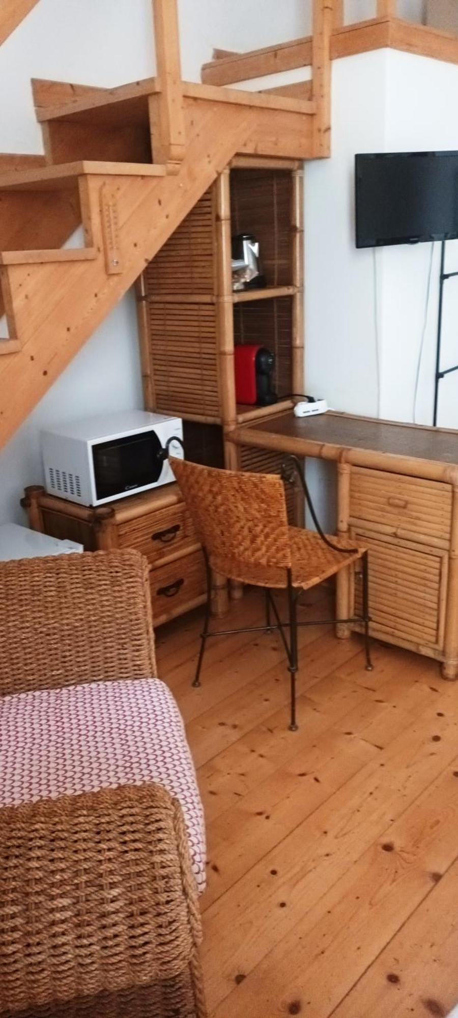 B&B Le Finestre Su Via Cavour 사사리 외부 사진